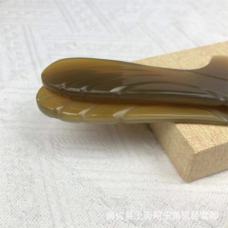 Natural Horn Comb Handle Massage Comb 20cm Smooth Round Teeth Scalp and Body Gua Sha Tool quality and texture