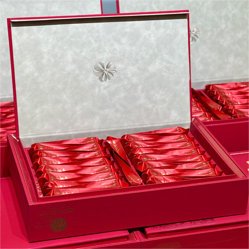 Wuyi Mountain Tea Red Tea Zheng Shan Xiao Zhong Small Jar Jin Jun Mei Da Hong Pao Tie Guan Yin New Tea Gift Box for Gifting
