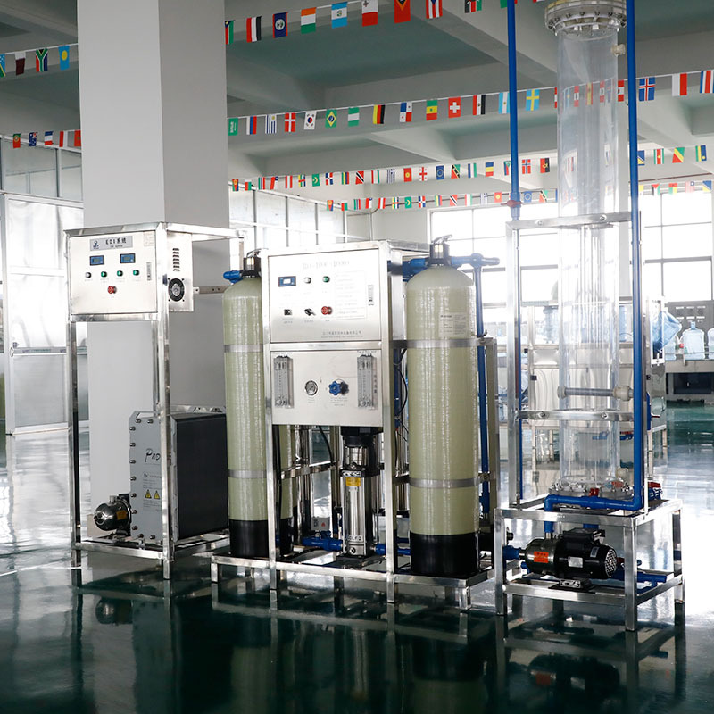 Suministro directo del fabricante: equipo de tratamiento de agua por ósmosis inversa de 1000 LPH para talleres industriales y comerciales, alto caudal.