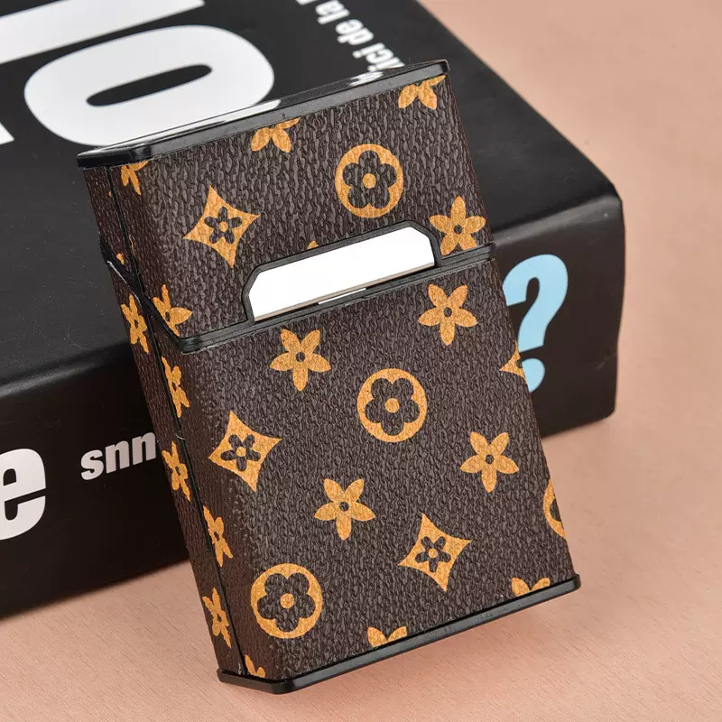 跨境热卖烟盒20只装皮革粗烟男女便携个性磁扣抗压防潮礼品香烟盒