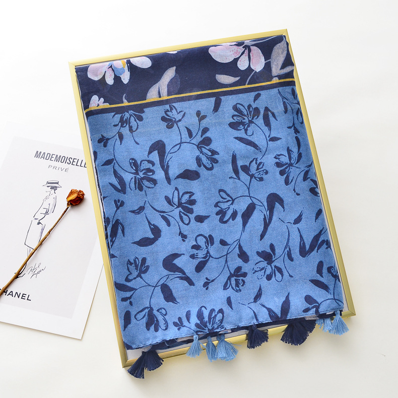 Yunnan Lijiang viajes retro estilo étnico azul marino bufanda verano Delgado aire acondicionado protector solar chal hecho a mano borla bufanda