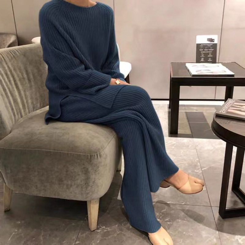 小香風スーツの女性2024年秋冬の気質はやせて厚いセーターのニットの広い足のズボンの2つのセットの女性を現します。|undefined