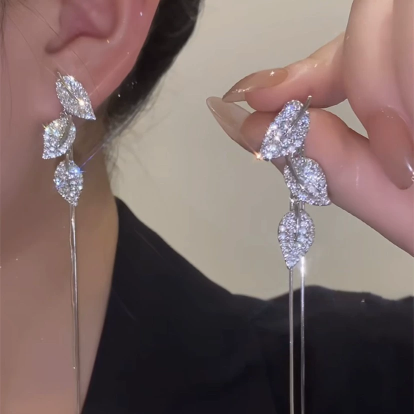 Серебряная игла, асимметричные трендовые серьги, серебро 925 образец, интернет-знаменитость