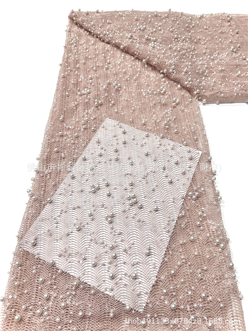 Inventario de tela de malla de cuentas de clavos pesados tamaño de perla ondulado bordado vestido de boda vestido de noche cheongsam tela