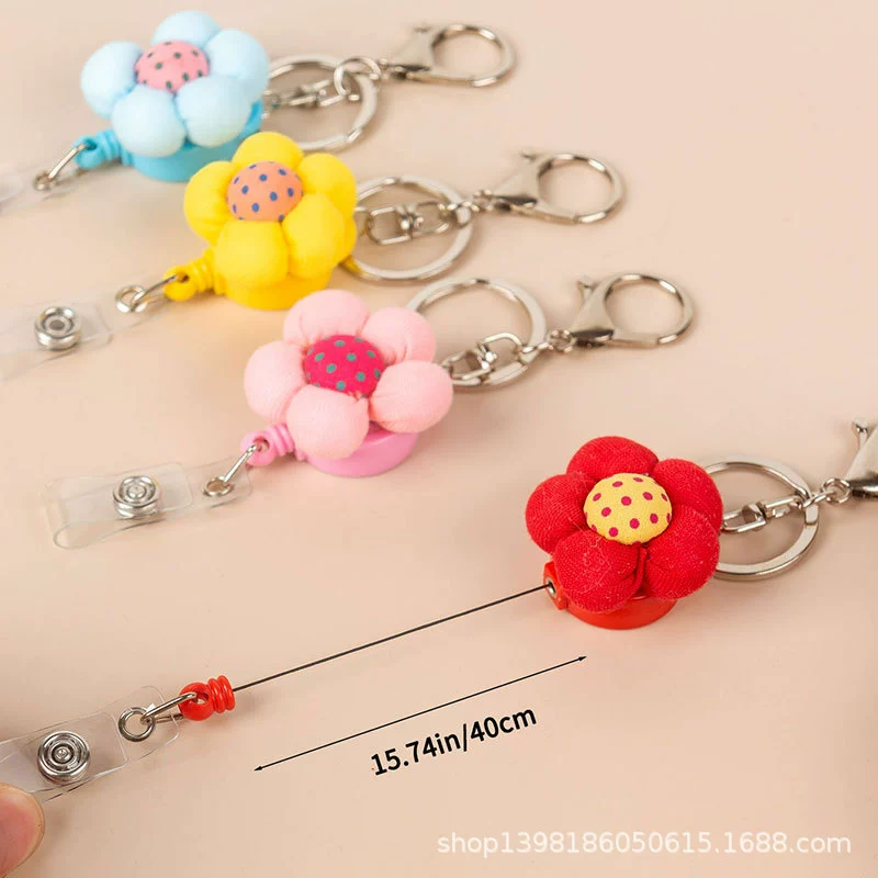 Colgante tridimensional hecho a mano de puntoaje, llavero, con diseño florado