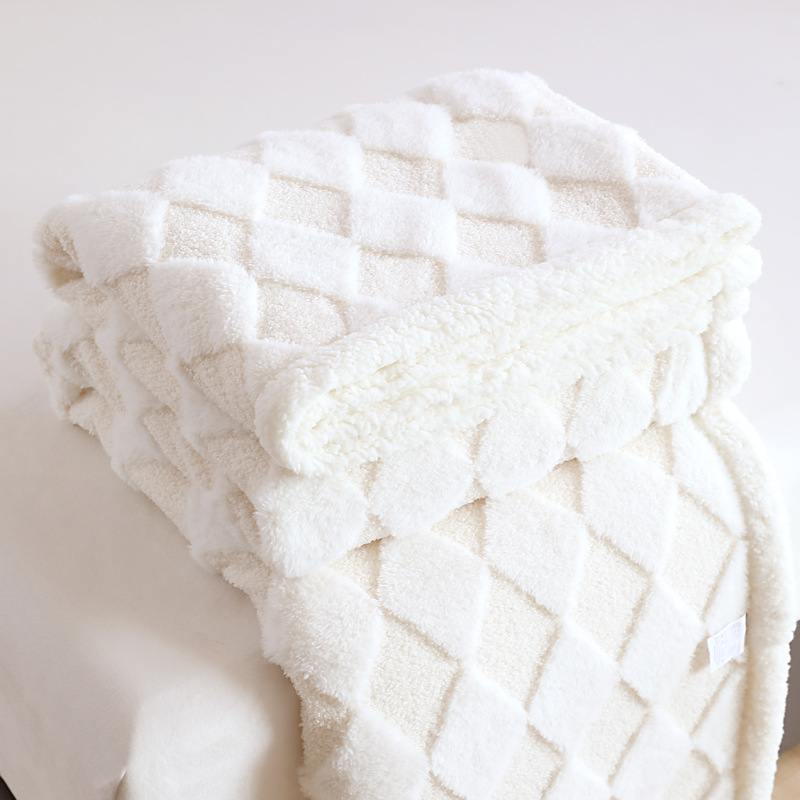 Manta de piel de conejo de imitación de estilo ins simple de color sólido, manta multifuncional universal de cuatro estaciones, manta de felpa gruesa para la siesta