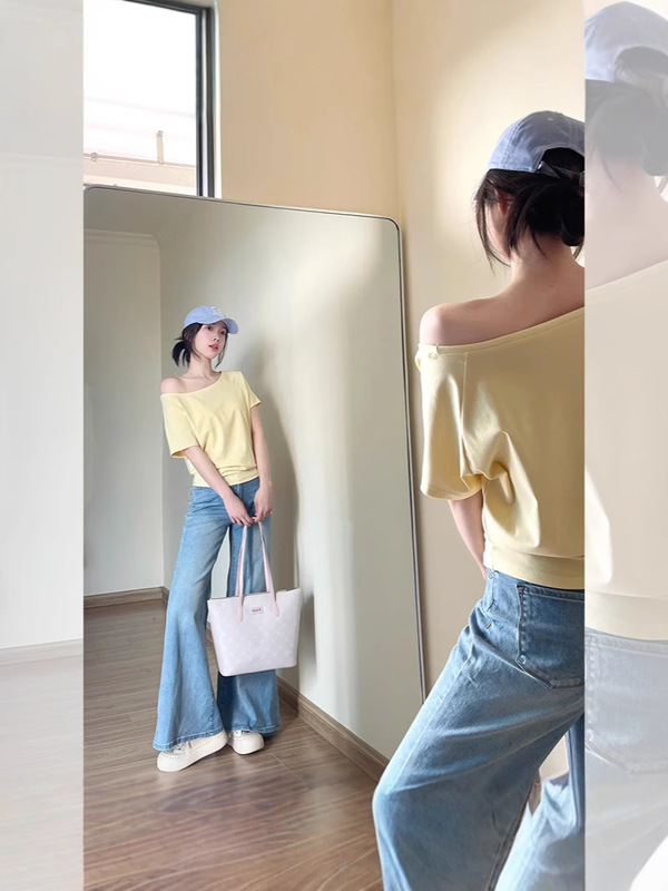 ゆったりとしたデザインのオフショルダートップ、ワンショルダー夏新作半袖Tシャツ、女性ニッチ斜め肩甘いホットガール夏痩身|undefined