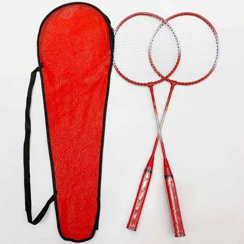 A large quantity of basic badminton rackets with carrying cases for amateur and beginner training, support drop shipping, and can be matched.