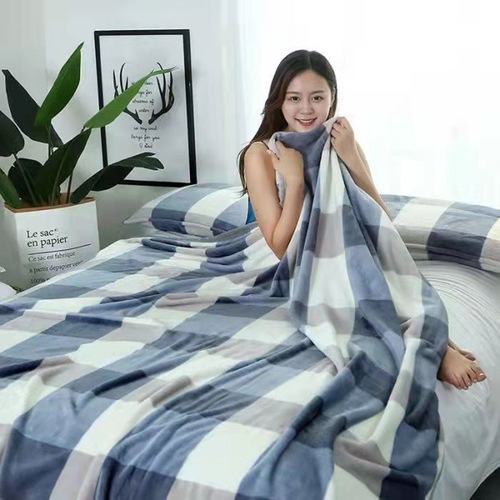 夏季法兰绒毯子盖毯午睡毛巾小被子垫床单人薄款空调珊瑚毛毯