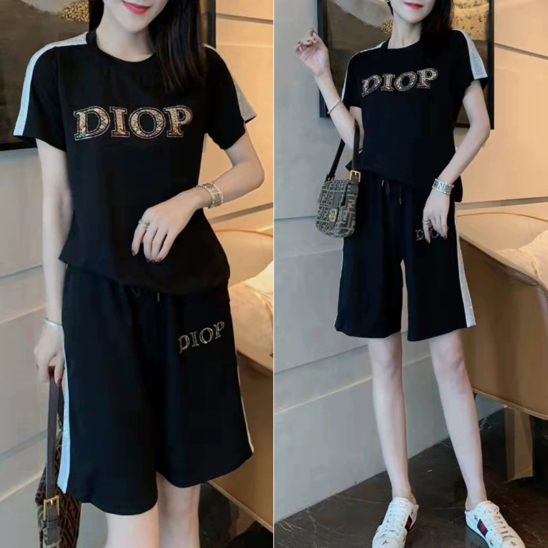 Спортивный модный костюм, женский летний 2023, новый короткий женский свободный повседневный комплект из двух предметов в Корейском стиле для бега с короткими рукавами