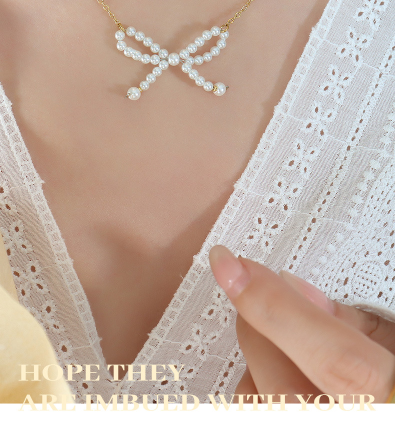 Real Gold Plated Plating Material Pendant Necklace Classification PVD Coated Real Gold Plated Bow Knot Titanium Steel Simple Style Waterproof Non Tarnish Pendant Necklace