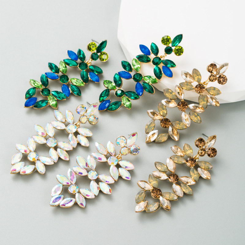 Electroplating Gold Plating Process Fashion Geometric Alloy Rhinestones Women's Earrings 1 Pair