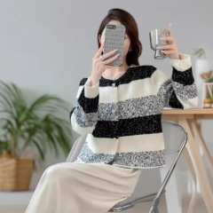 韩系拼色条纹针织开衫上衣女2025秋冬新款慵懒风圆领宽松毛衣外套