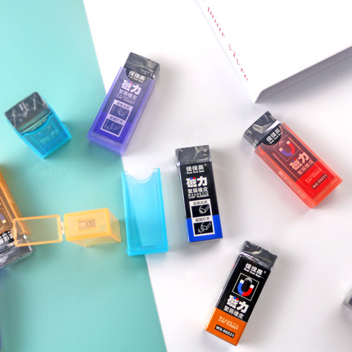 Strange Bear Creative Magnetic Eraser Student Magnetic Stationery Clean and Leave No Traces to Absorb Debris and Gather Debris Eraser