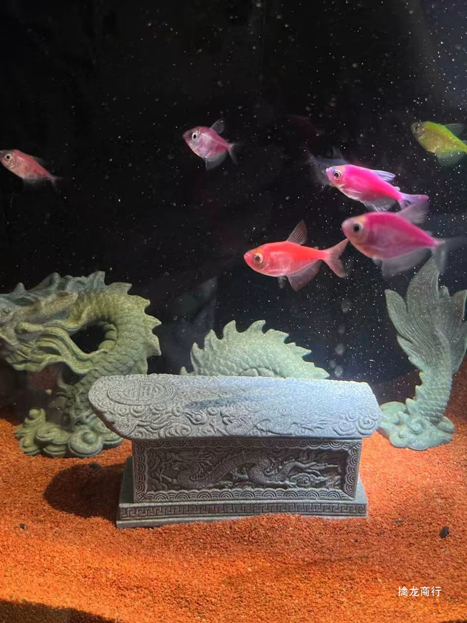 Орнаменты для аквариума из зеленого песчаника для продвижения по карьерной лестнице и богатства, ландшафтный дизайн аквариума в гробу Nine Dragons, настольные ручные украшения для микроландшафта в горшках