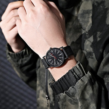 韩版男士时尚帆布防水石英手表中学生带日历休闲男生表布带军手表