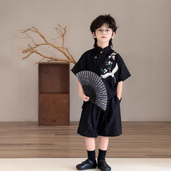 2025 ホットスタイル男の子唐スーツ半袖スーツ黒底鶴花刺繍ショーツ漢服ワンピースドロップシッピング