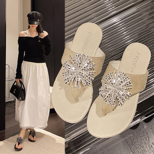 �nʽ�L�ļ��¿�2026�⴩���e������Ь���mƽ�וr�п羳���QŮЬ