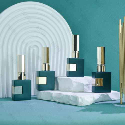 New patch bottle 12ml green nail polish bottle, nail polish packaging glass bottle, cosmetics packaging bottle