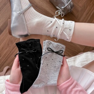 �m��Ů���ļ����c�����Y�����L��Ͳ�m��ɫ����Ѷ��m���䬔����Ь