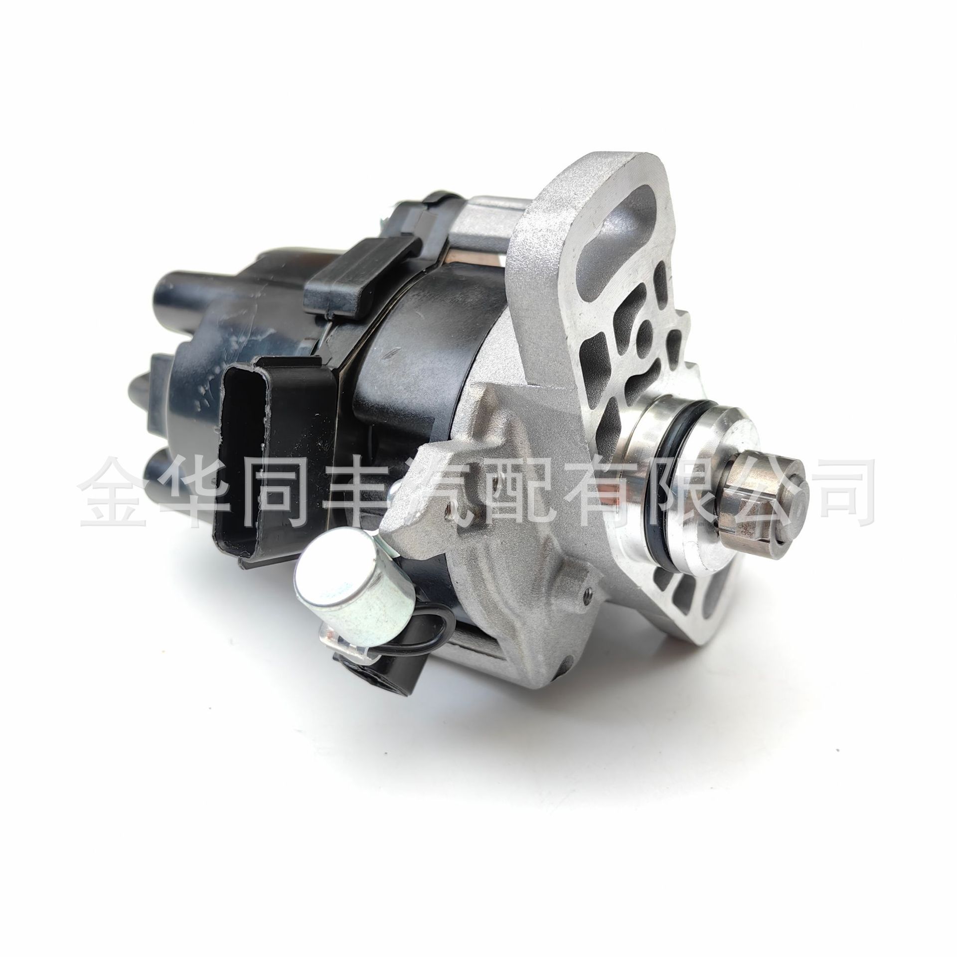 Cross-border hot sale suitable for Nissan distributor distributor 22100-om810 distributor large quantity Congyou *
