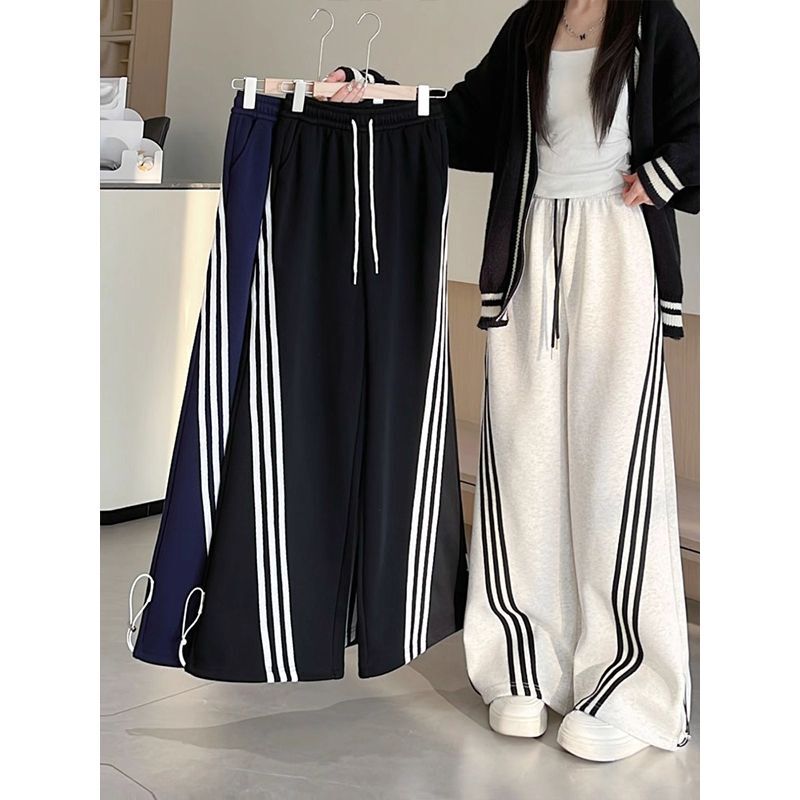 American retro diagonal striped wide-leg pants for women, 2026 spring and autumn new style, loose casual black American-style sports pants American retro diagonal striped wide-leg pants for women, 2026 spring and autumn new style, loose casual black American-style sports pants