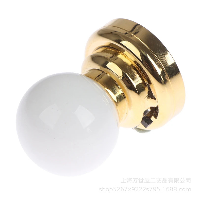 白球顶灯 (2).jpg