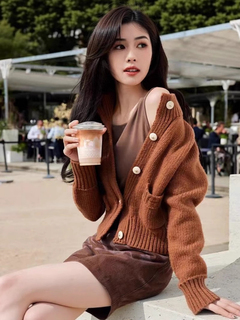 白鹿明星同款棕色重工加厚针织开衫女春秋2025新软糯100纯羊毛衫