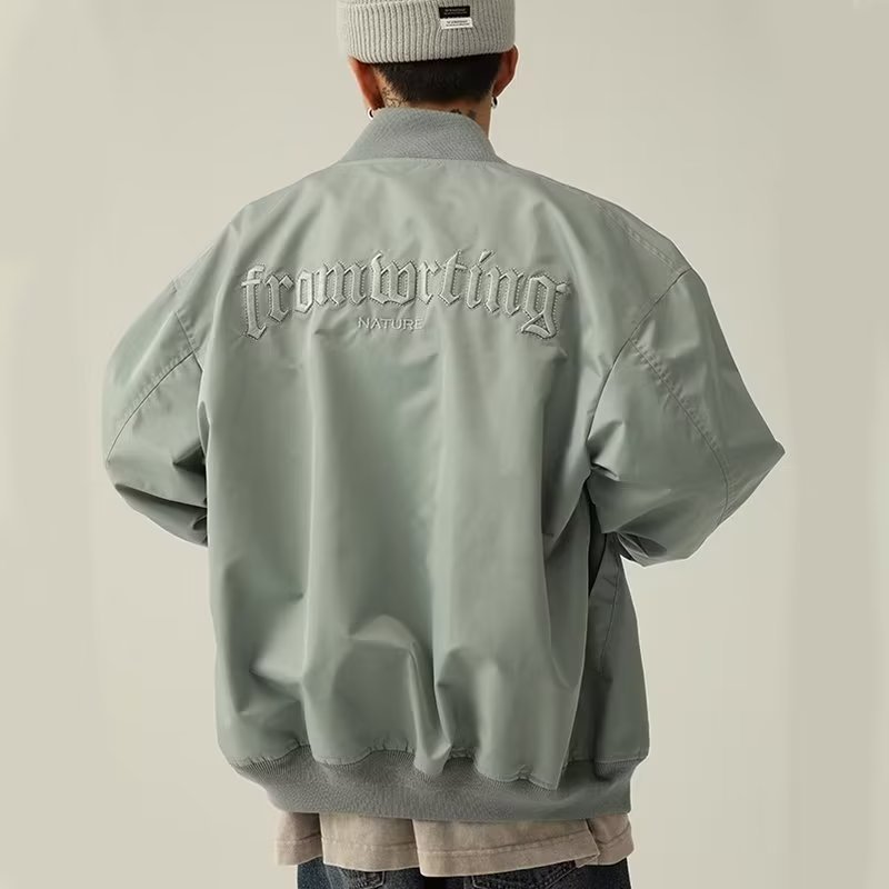 Primavera y otoño casual suelta chaqueta de béisbol hombres ins moda japonés retro bordado chaqueta de vuelo moda