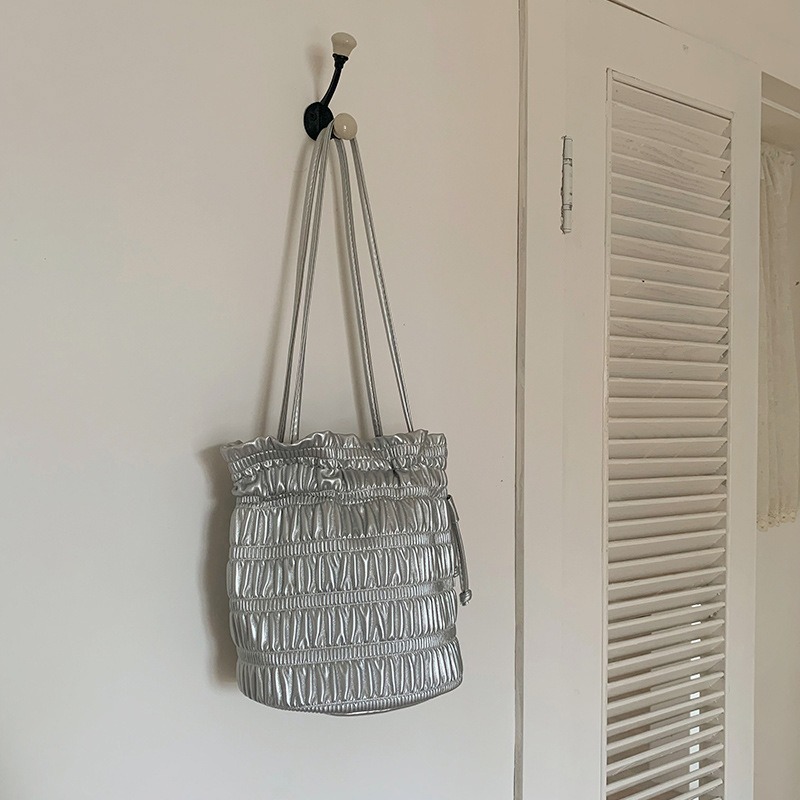 Korean INS niche design, gentle soft leather pleated drawstring bucket bag, one shoulder fashionable texture, silver_voghion.com