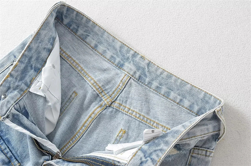 Cargo Jeans - Trendy Look