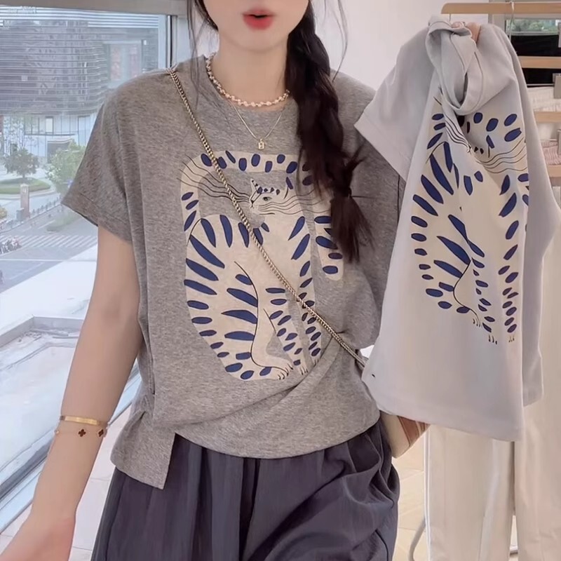 Cat Print Gray Short-Sleeved T-Shirt for Women Plus Size Slightly Fat mm Summer Side Button Waist T-Shirt Versatile Loose Top