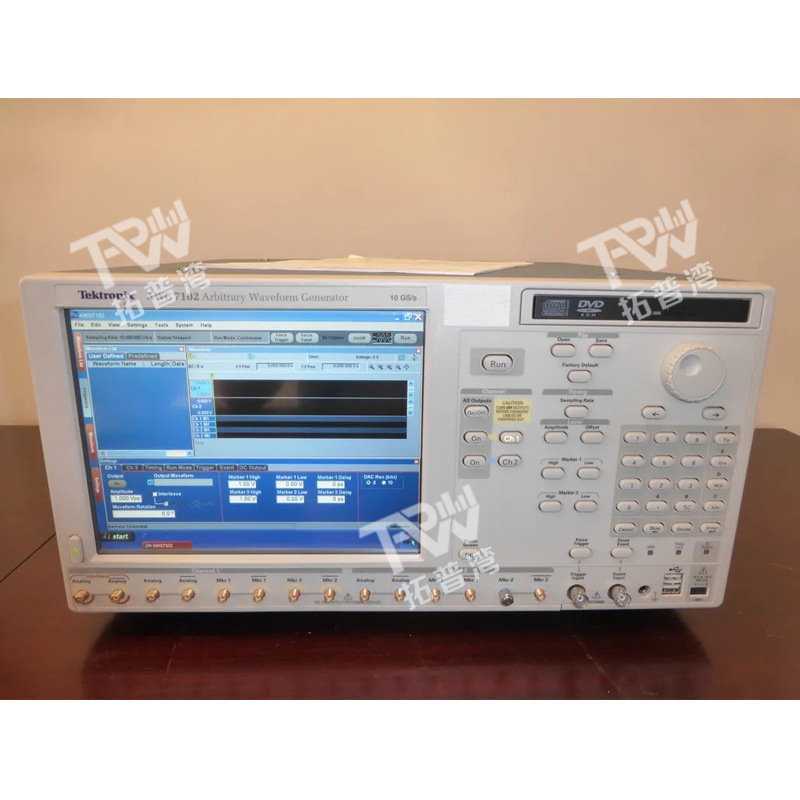 Tektronix 泰克 20 GS/s 双通道 AWG7102 任意波形发生器