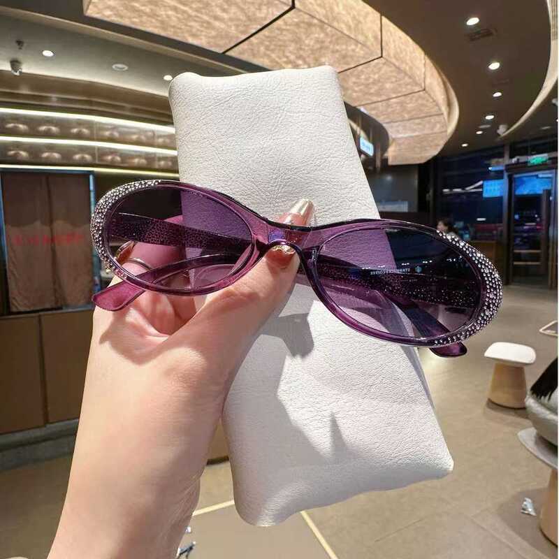 Wholesale and Retail Dropshipping 2025 New Fashion Sunglasses for Women, Uv Protection, Diamond-Studded, Trendy Street Style