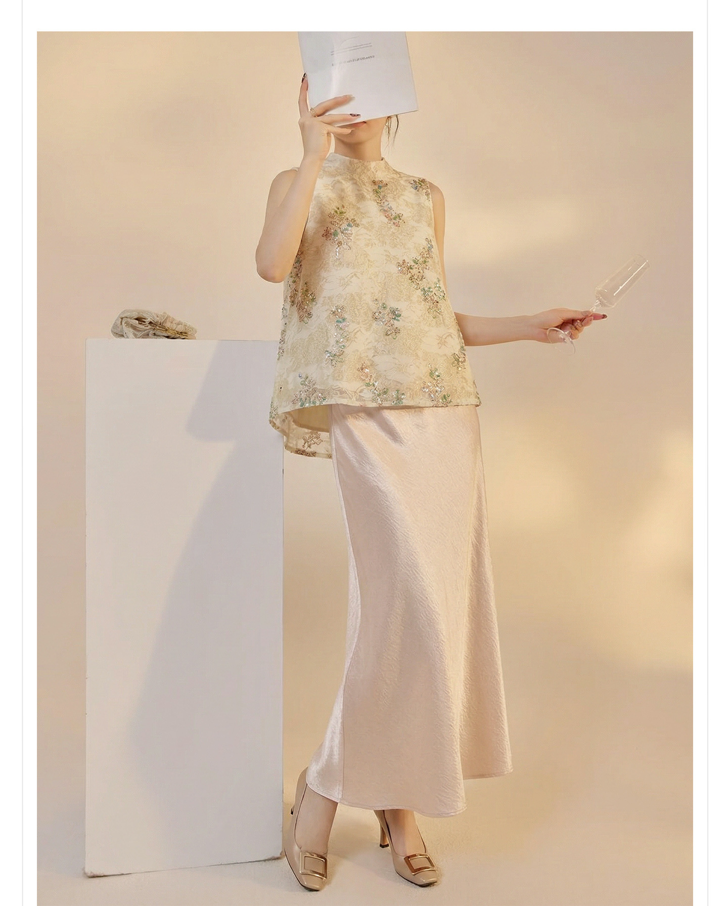 Bộ áo vest không tay lưới thêu đính cườm phong cách Tân Trung Hoa kèm chân váy nửa kín ZX P0337 — bộ đồ, Champagne màu nửa váy, Áo khoác màu mơ chi tiết 12