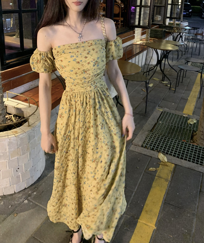 Vacation Beach Dress, Passionate Hawaiian Suspender Dress, Women's Summer One-Line Collar Off-Shoulder Yellow Floral Long Dress