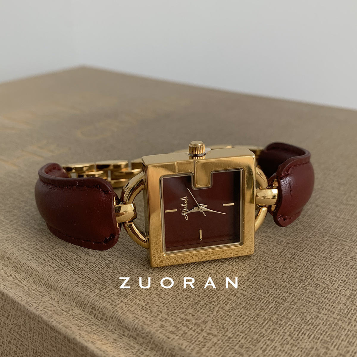 Zuoran Square Bracelet Large Dial Simple Elegant Versatile High-End Women's Quartz Watch M102 Wholesale