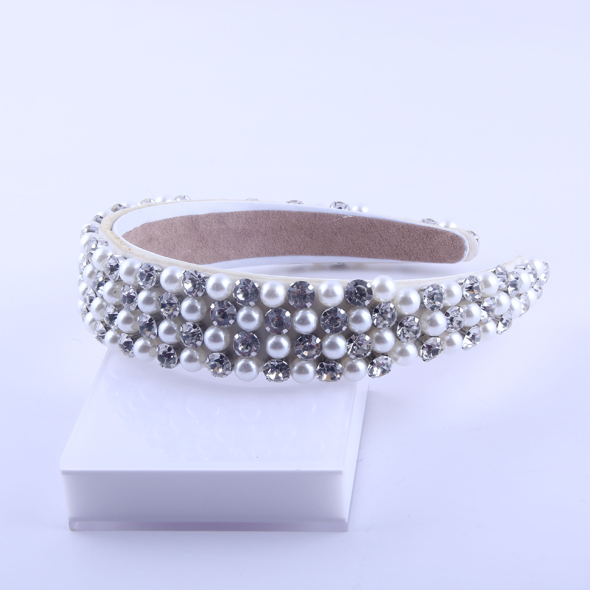 New Fashion Barock Perle Geometrisches Stirnband display picture 5