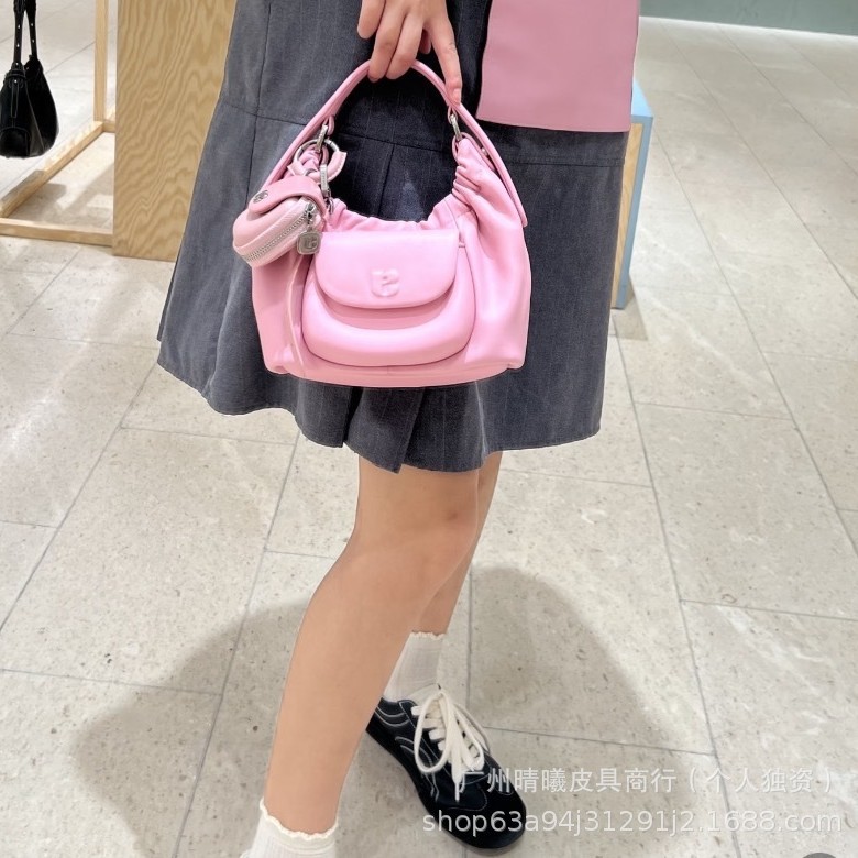 KUNOGIGI古良吉吉猪猪云吞包2025新款小众设计包包女单肩斜挎包女