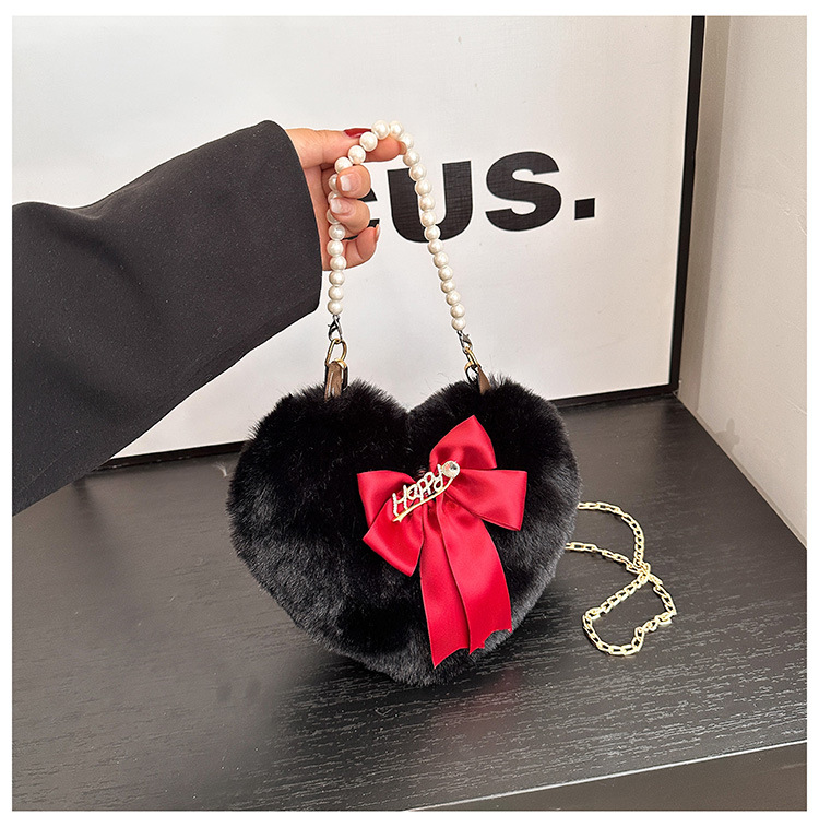 Women's Small Plush Letter Bow Knot Cute Zipper Shoulder Bag display picture 5