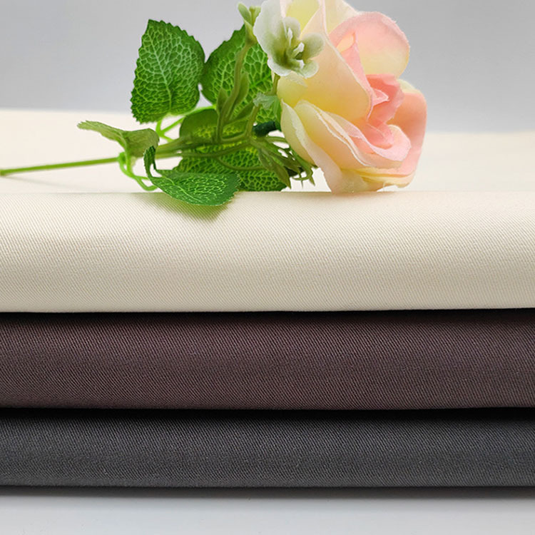 Al por mayor piel de melocotón de color sólido doble twill 100% algodón abrigo de otoño
