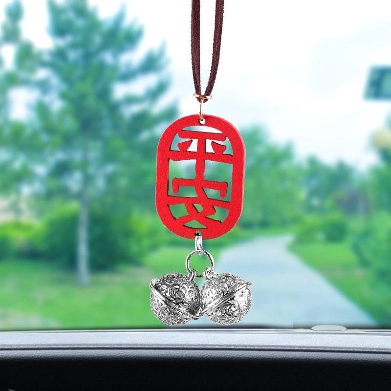 Texto Guofeng Ping An Joy Colgante de coche Red de Internet Adornos de coche Marca de madera Espejo retrovisor de coche Campana retro hecha a mano
