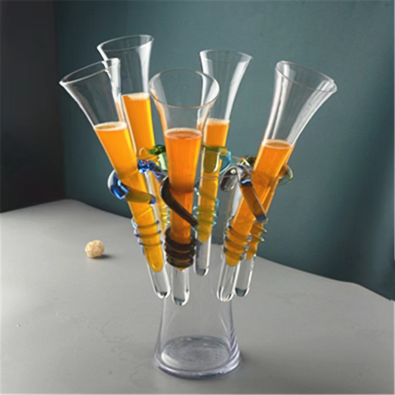 Taza de playa de alta calidad taza de cóctel taza de vidrio de color taza de champán de forma especial taza de pie alto KTV bar conjunto de playa