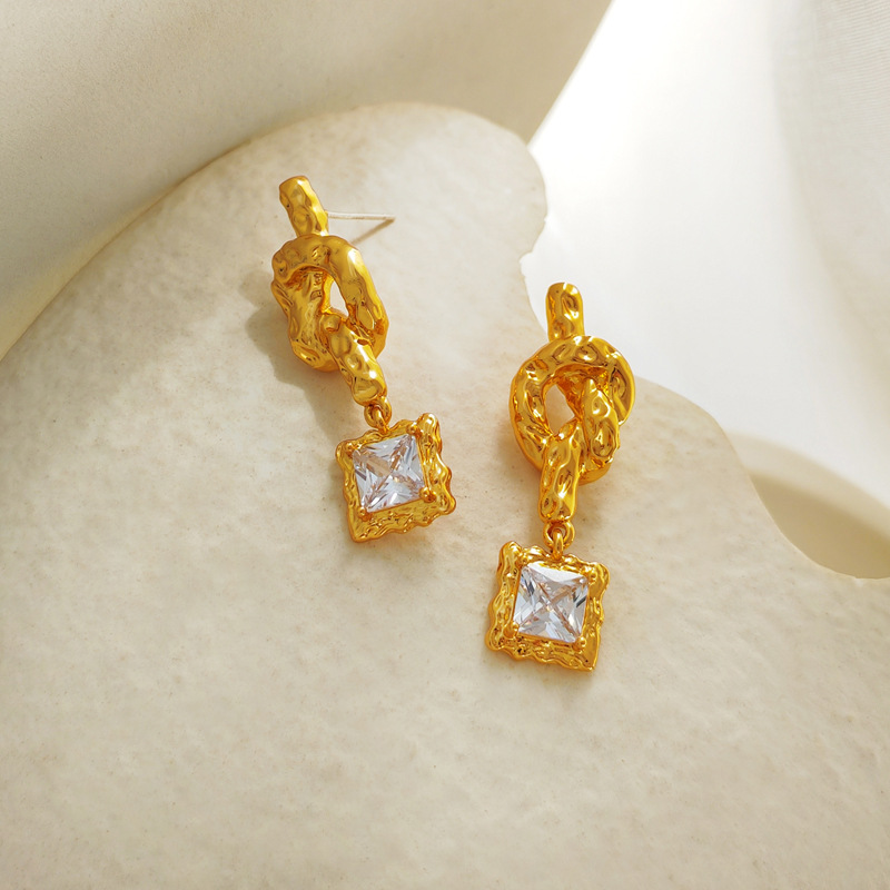 Simple Style Square Knot Copper Plating Hollow Out Inlay Zircon Drop Earrings 1 Pair
