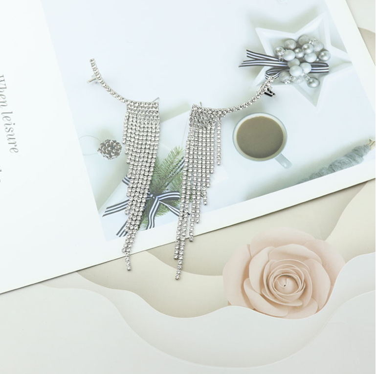 1 Pair Luxurious Tassel Alloy Plating Rhinestones Women's Drop Earrings display picture 7