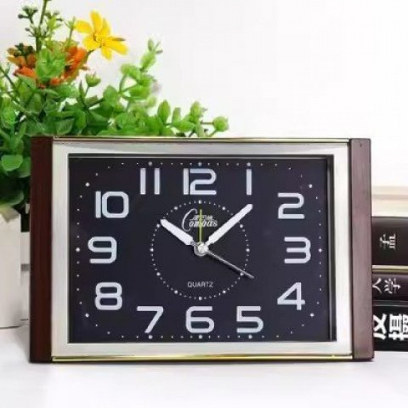 노인을위한 조용한 알람 시계 학교 및 작은 시계 간단하고 명확한 글꼴 침실 및 거실을위한 가정용 시계 작업