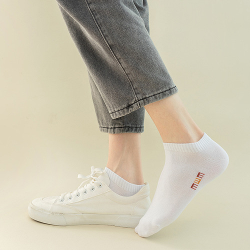 Socks for men in spring and autumn pure cotton breathable short-tube men's socks antibacterial, deodorant and sweat-absorbent boat socks cotton solid color men's socks