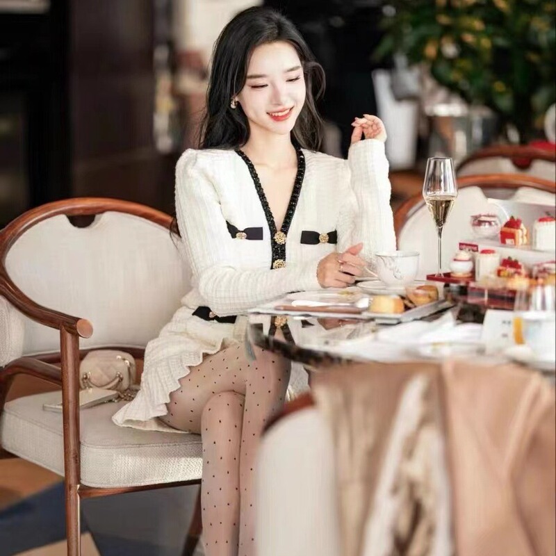 Zhuoya Dancer 24 Early Spring New SP Reserved Feminine Pleated Skirt Knitted Celebrity Dress LSQ23K09