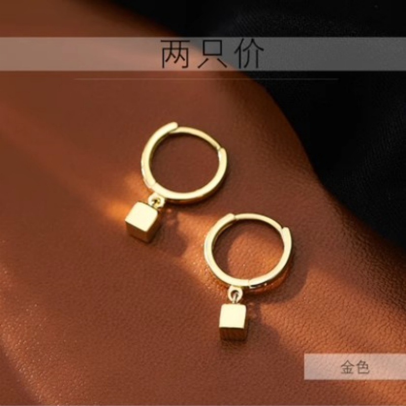 골드 스퀘어 귀걸이