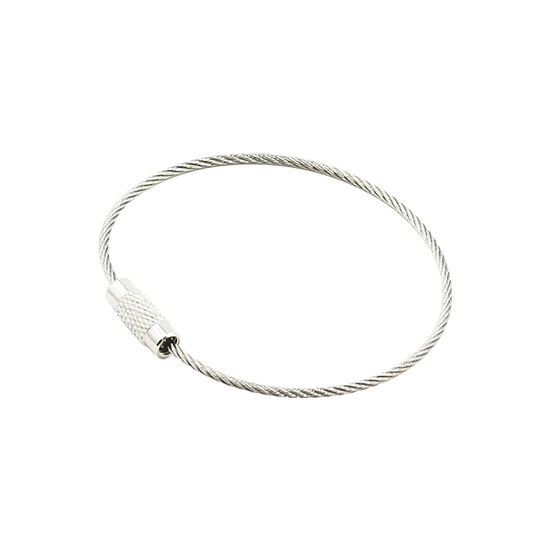 Серебряная стальная веревка